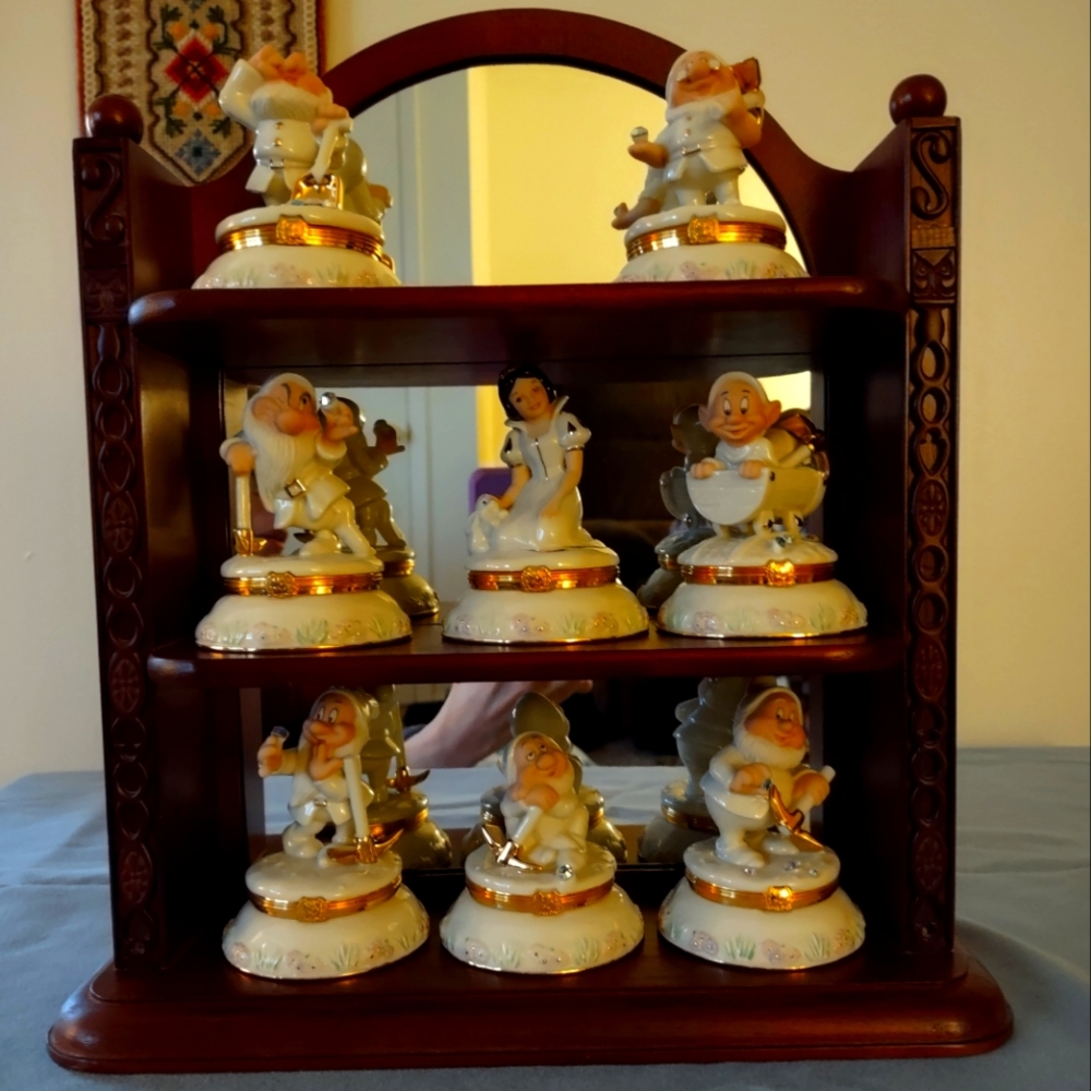 Lenox Disney's Snow White.